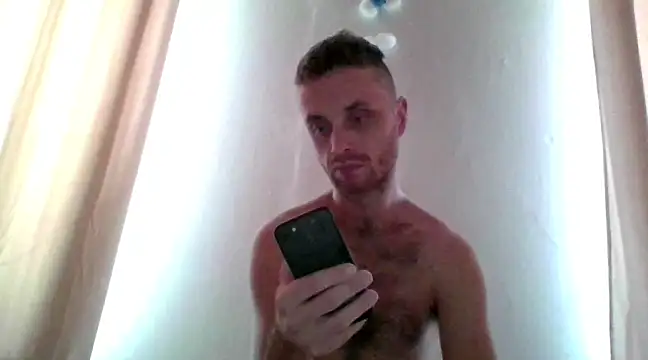 Snapshot of tomasek28 chatting on 12-28-24, 10:25 tomasek28 online show from 12-28-24, 10:25