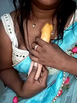Snapshot of vibhawet chatting on 02-28-25, 09:23 vibhawet online show from 02-28-25, 09:23