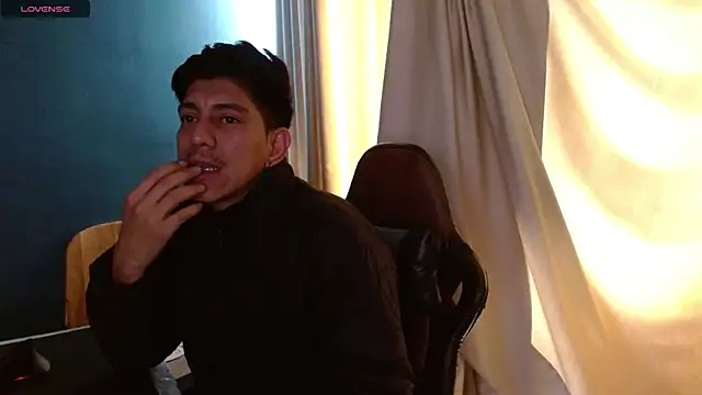 Noah-cock online show from 11-23-25, 05:13