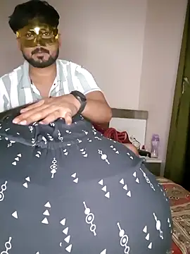 Snapshot of cutieAnkita chatting on 11-12-25, 08:08 cutieAnkita online show from 11-12-25, 08:08