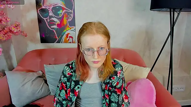 Snapshot of ElizabethHarpper chatting on 01-05-25, 07:28 ElizabethHarpper online show from 01-05-25, 07:28