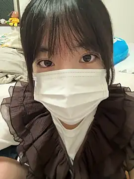 RIRI Chan  online show from 06-28-26, 12:22