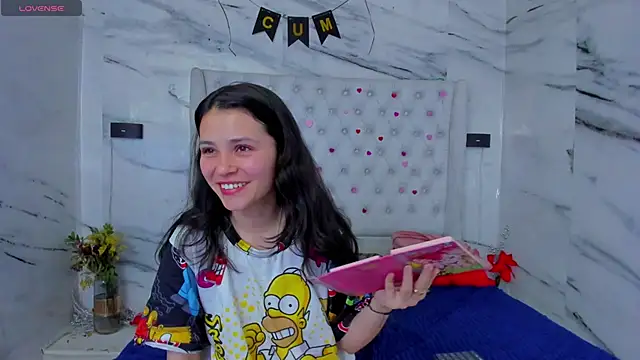 Snapshot of arissha_lee chatting on 05-22-26, 12:44 arissha lee online show from 05-22-26, 12:44