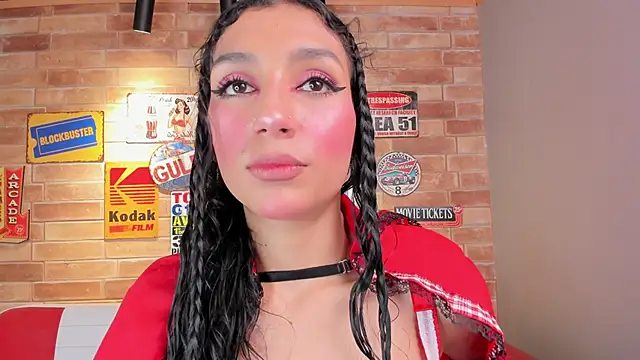 miss   evangeline online show from 10-27-25, 02:37