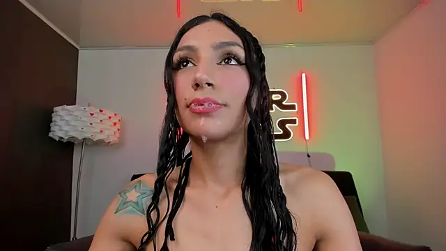 miss   evangeline online show from 12-19-25, 02:18