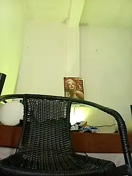 Snapshot of davidsims chatting on 11-30-25, 02:10 davidsims online show from 11-30-25, 02:10