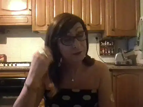 Tiabet online show from 10-28-25, 09:39