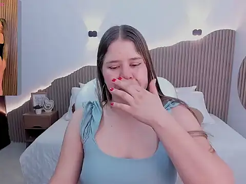 Annie kurt  online show from 02-24-26, 01:53