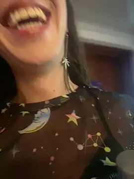 Sara Davina online show from 06-24-26, 04:11