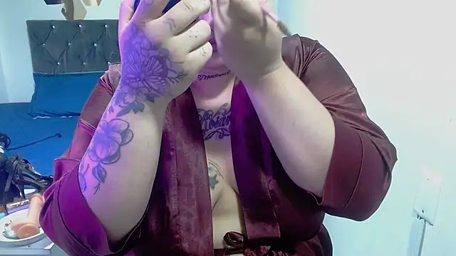 Snapshot of brittanysexhot chatting on 09-18-25, 07:05 brittanysexhot online show from 09-18-25, 07:05