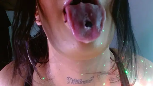 Snapshot of brittanysexhot chatting on 11-19-25, 09:04 brittanysexhot online show from 11-19-25, 09:04