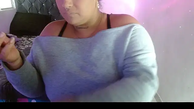 Snapshot of brittanysexhot chatting on 03-09-26, 05:06 brittanysexhot online show from 03-09-26, 05:06