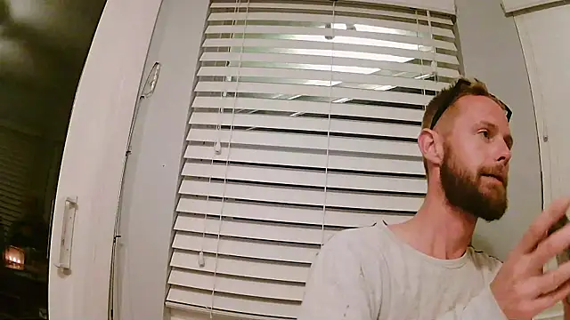 Snapshot of bjay1210 chatting on 01-08-25, 06:31 bjay1210 online show from 01-08-25, 06:31