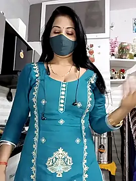 Best-Couple online show from 12-23-25, 03:37