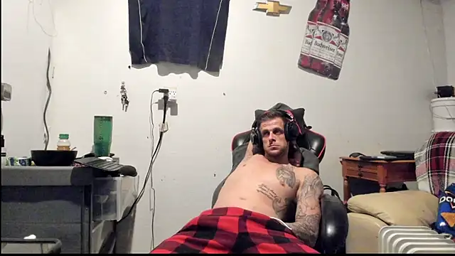 Snapshot of JamesMichael88 chatting on 03-02-25, 07:10 JamesMichael88 online show from 03-02-25, 07:10