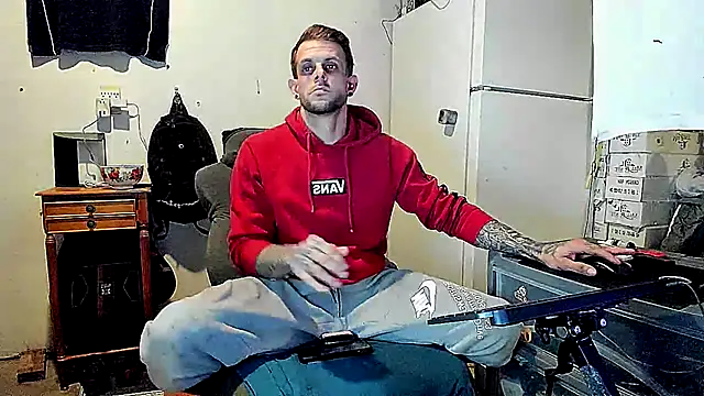 Snapshot of JamesMichael88 chatting on 03-21-25, 02:51 JamesMichael88 online show from 03-21-25, 02:51