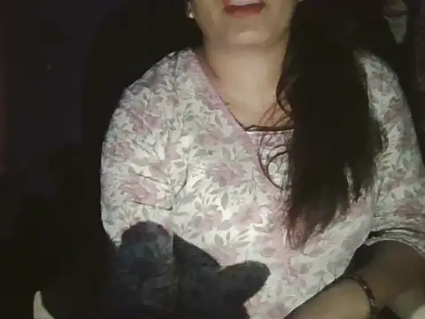 Hot-shanvi online show from 04-16-26, 05:03