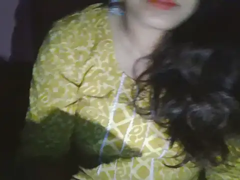 Snapshot of Hot-shanvi chatting on 04-29-26, 04:44 Hot-shanvi online show from 04-29-26, 04:44