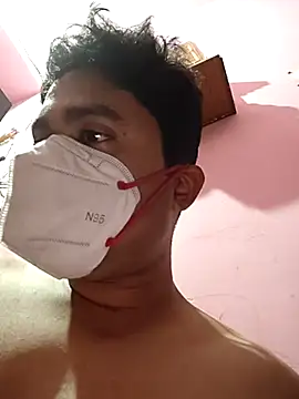 Snapshot of Whitehouse01 chatting on 02-26-25, 07:05 Whitehouse01 online show from 02-26-25, 07:05