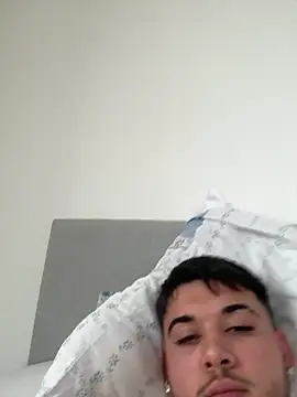 Snapshot of Sexocokin chatting on 05-10-26, 01:16 Sexocokin online show from 05-10-26, 01:16