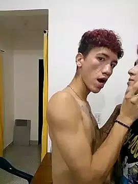 Snapshot of Lian_Noath chatting on 01-08-25, 03:51 Lian Noath online show from 01-08-25, 03:51