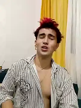 Snapshot of Lian_Noath chatting on 01-10-25, 01:42 Lian Noath online show from 01-10-25, 01:42