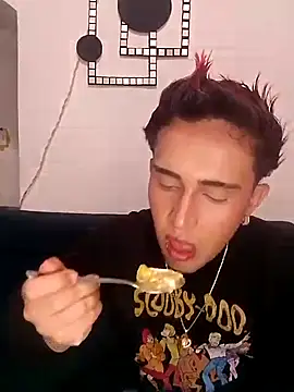 Snapshot of Lian_Noath chatting on 01-16-25, 11:26 Lian Noath online show from 01-16-25, 11:26