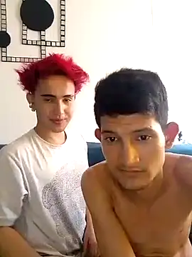 Snapshot of Lian_Noath chatting on 02-05-25, 02:48 Lian Noath online show from 02-05-25, 02:48