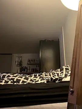 27jordann online show from 10-23-25, 09:35