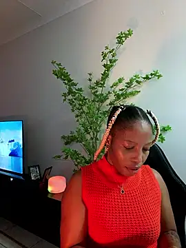 Snapshot of Thando04 chatting on 01-18-26, 08:12 Thando04 online show from 01-18-26, 08:12