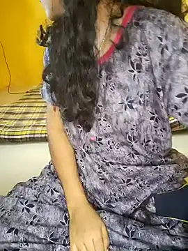 lovelygirl4567 online show from 03-05-25, 10:11