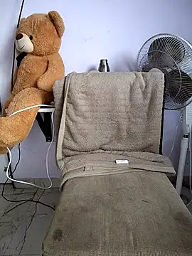 lovelygirl4567 online show from 11-16-25, 05:13