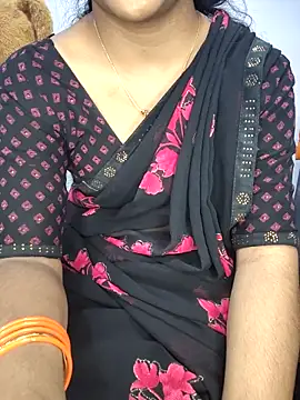 lovelygirl4567 online show from 11-19-25, 05:24