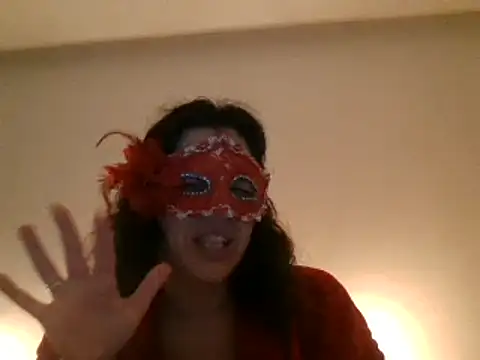 Snapshot of couple-tuga chatting on 11-23-25, 10:09 couple-tuga online show from 11-23-25, 10:09