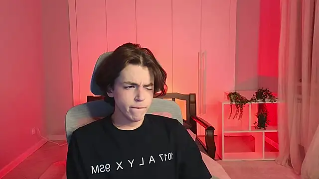 b0y fantasy online show from 01-16-25, 05:33