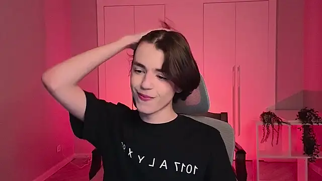 b0y fantasy online show from 01-22-25, 07:45