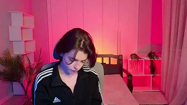 b0y fantasy online show from 01-28-25, 06:28