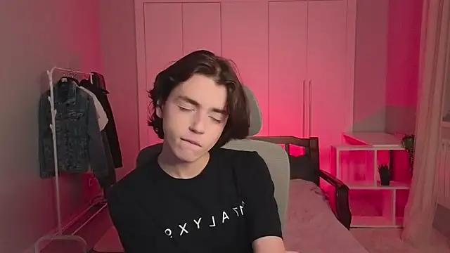 b0y fantasy online show from 02-25-25, 05:47