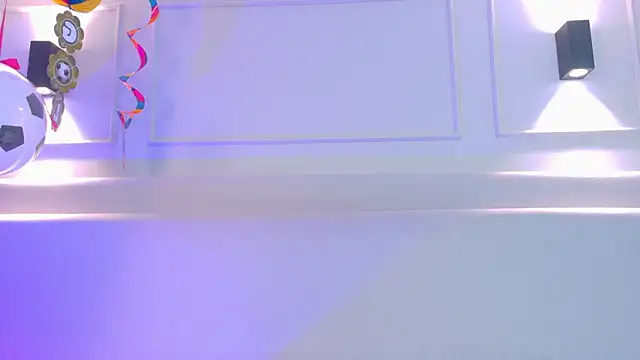 NaomiKlarc online show from 07-02-26, 01:06