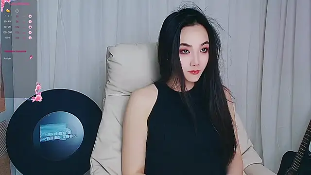 xiaotiantian-76 online show from 11-14-25, 04:00