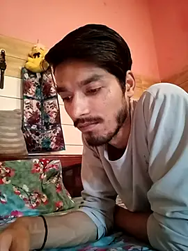Snapshot of Tarun_0026 chatting on 07-03-26, 05:58 Tarun 0026 online show from 07-03-26, 05:58