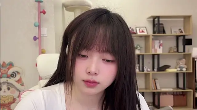 Chenjing0 online show from 11-11-25, 03:28