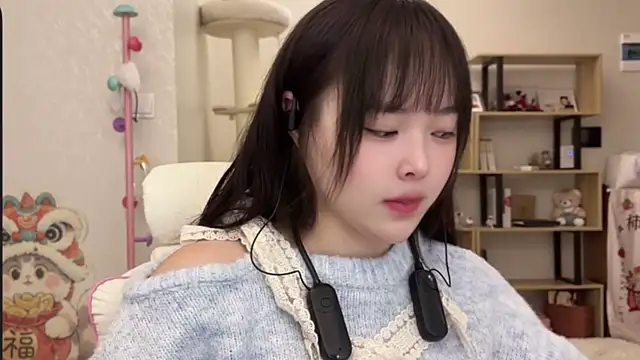 Chenjing0 online show from 01-08-26, 04:04