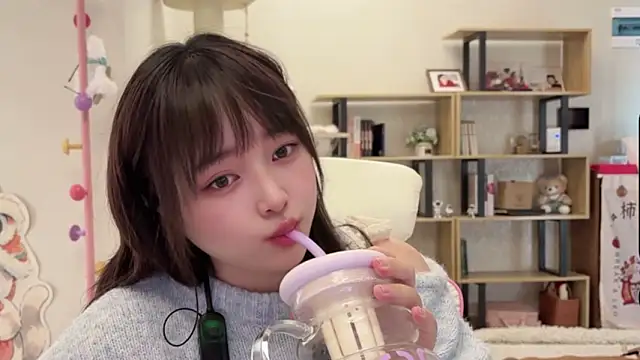 Chenjing0 online show from 02-15-26, 07:51