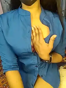 Snapshot of Hot__sallie chatting on 01-27-25, 06:31 Hot sallie online show from 01-27-25, 06:31