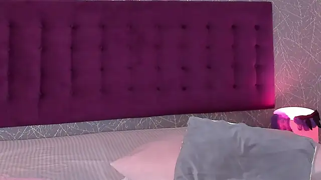 LiaCathaleya online show from 10-26-25, 08:26