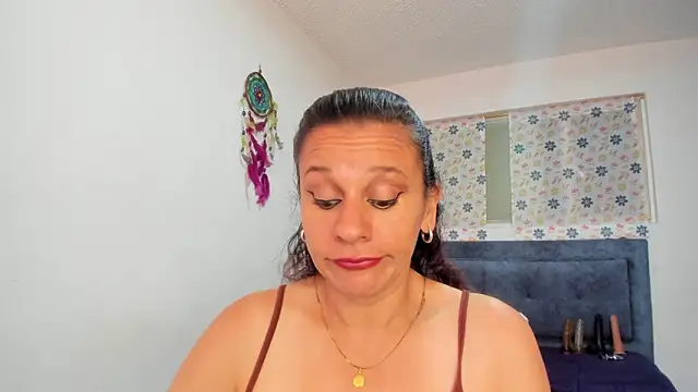 sofi saliva2511 online show from 02-15-26, 06:59