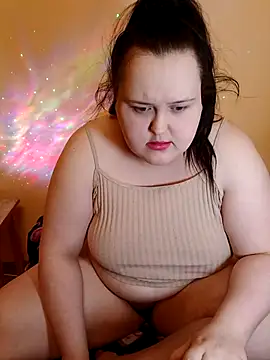 Snapshot of Masha_meow chatting on 12-15-25, 04:44 Masha meow online show from 12-15-25, 04:44