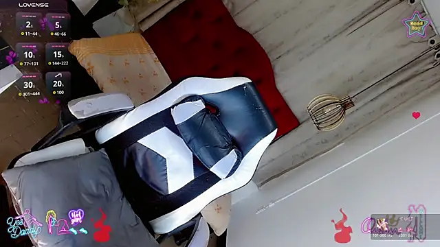 Gisele fox online show from 02-06-26, 07:17