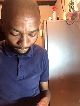 KMbesxxx online show from 09-10-25, 06:41